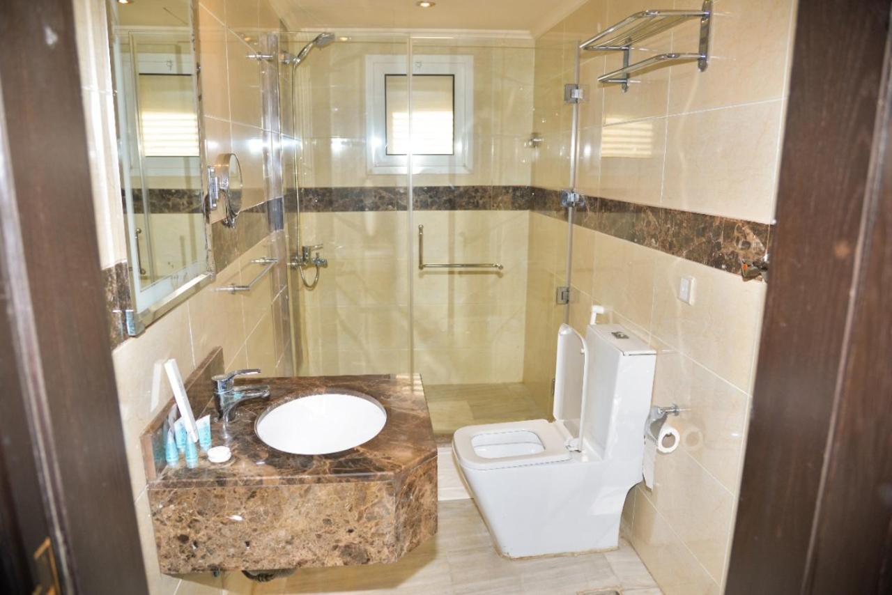 Ozone Hotel